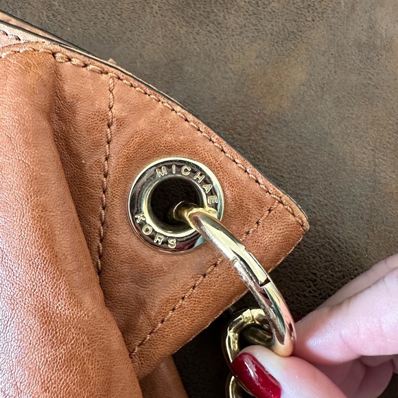 Michael Kors Uptown Astor Leather Gold Studded Purse - Picture 9 of 9